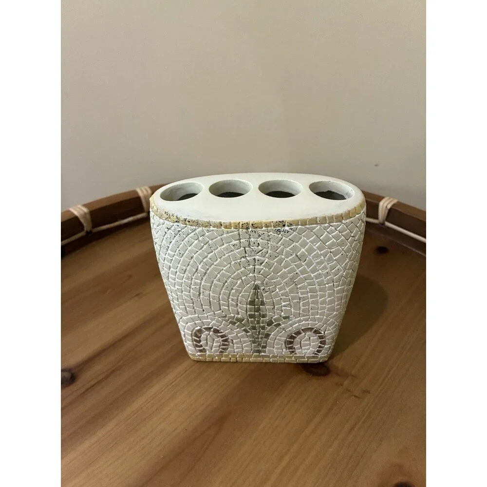 Croscill  Torino Mosaic Toothbrush Holder